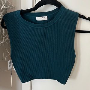 Aritzia sculpt knit muscle tank size medium, new with tags in sold out color